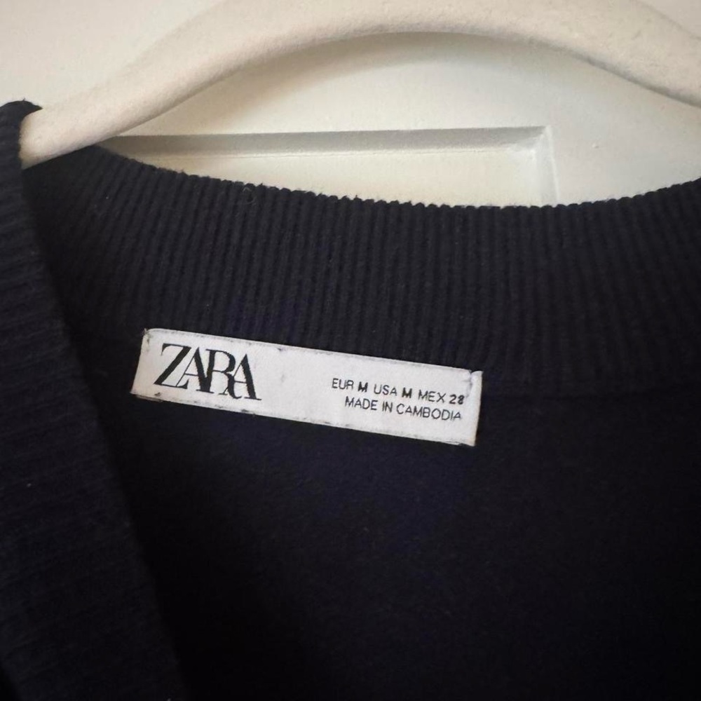 Zara Striped Sweater - Picture 3 of 4